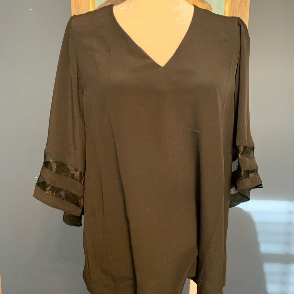 Black blouse nwot sz m